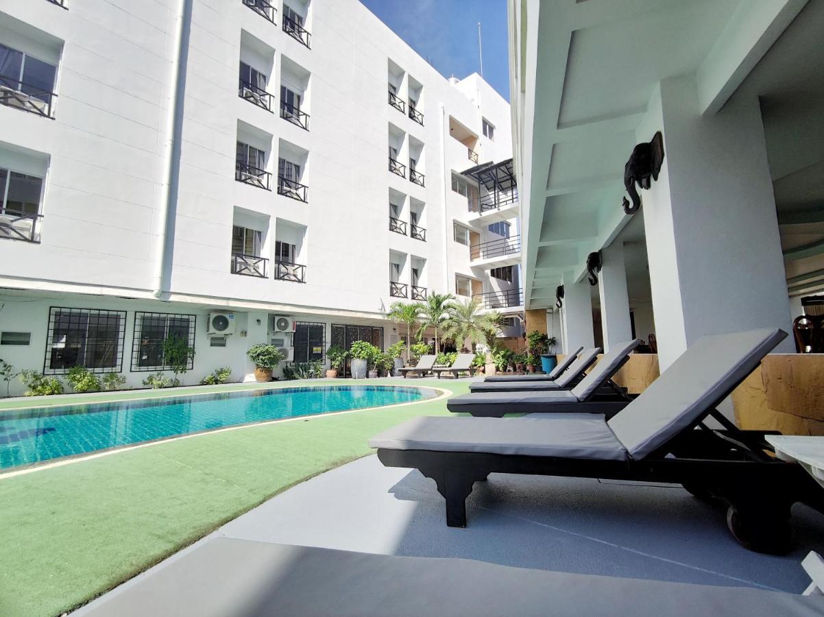 The Chanthong Residence And Hotel Pattaya Exterior photo