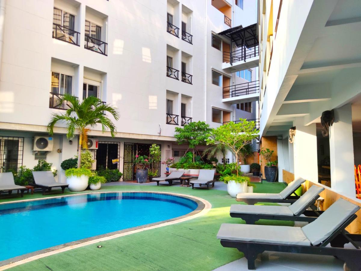 The Chanthong Residence And Hotel Pattaya Exterior photo